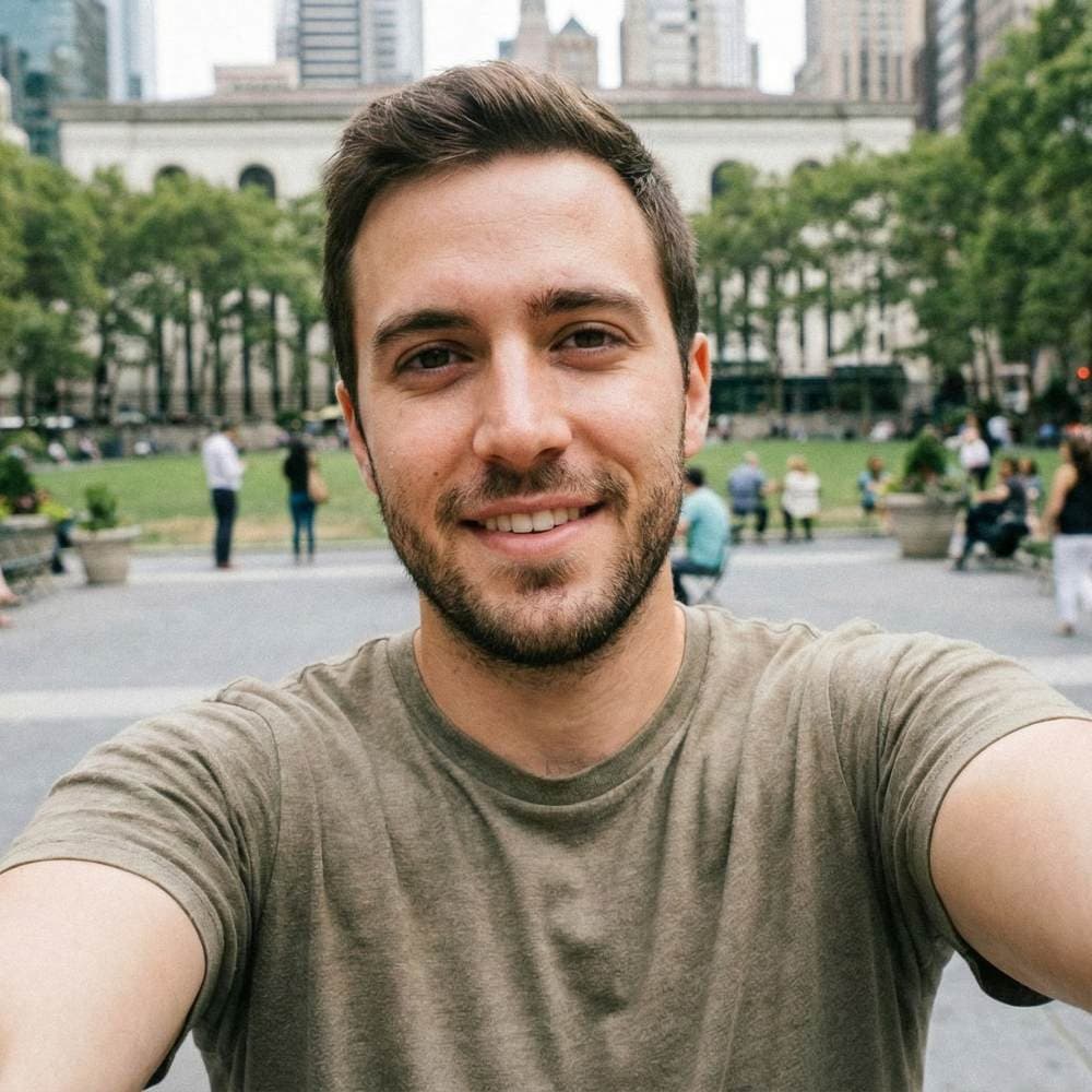 Best First Photo for Dating Apps | Charmd